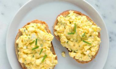 Салаты из яиц — лучшие рецепты